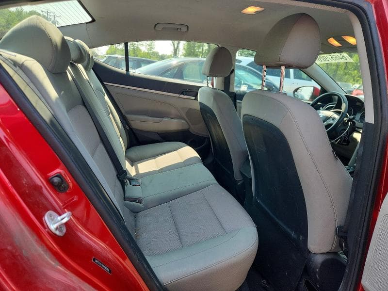 2017 HYUNDAI ELANTRA SE 10