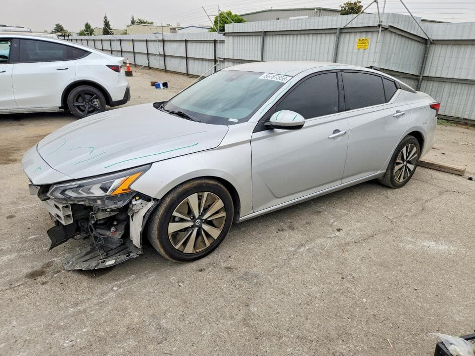 2022 NISSAN ALTIMA SV - 1