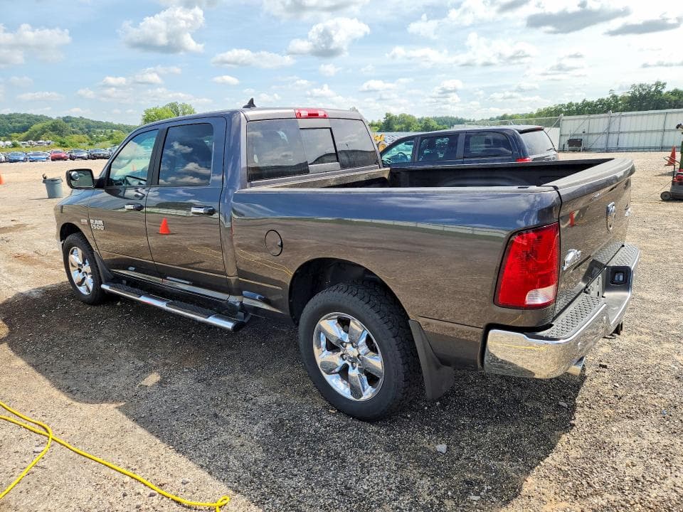 2018 RAM 1500 SLT 2