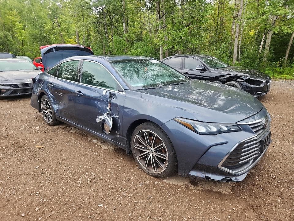 2019 TOYOTA AVALON XLE 4