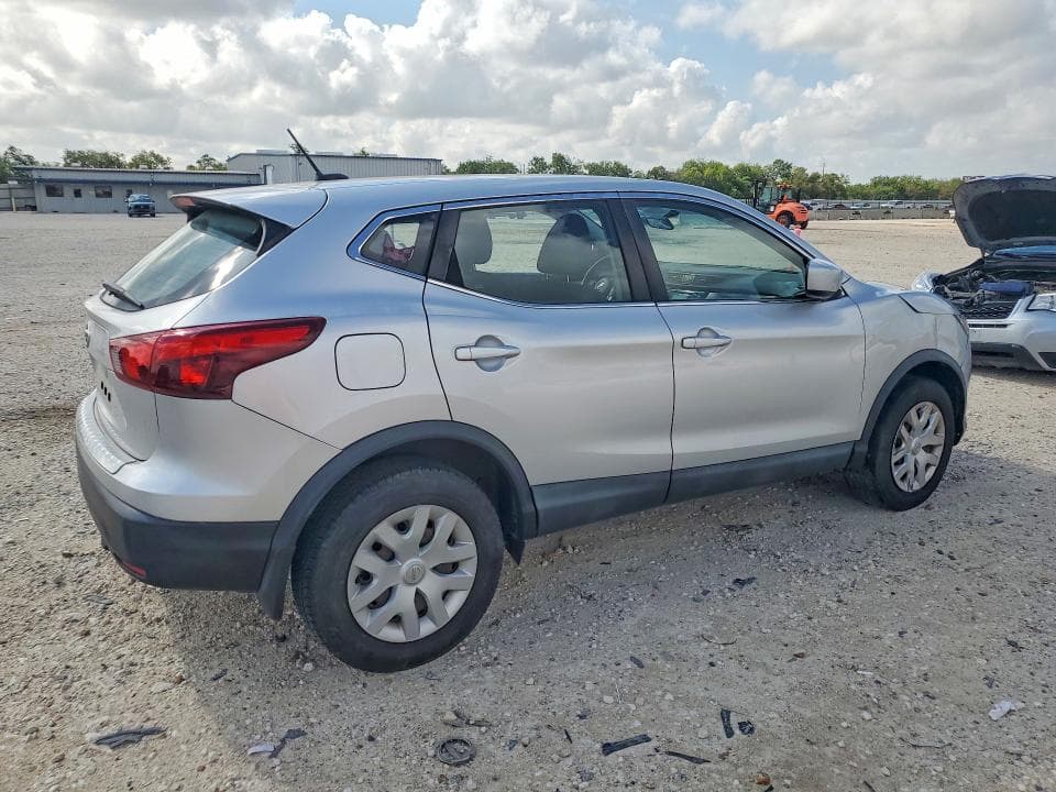 2018 NISSAN ROGUE SPORT S 3