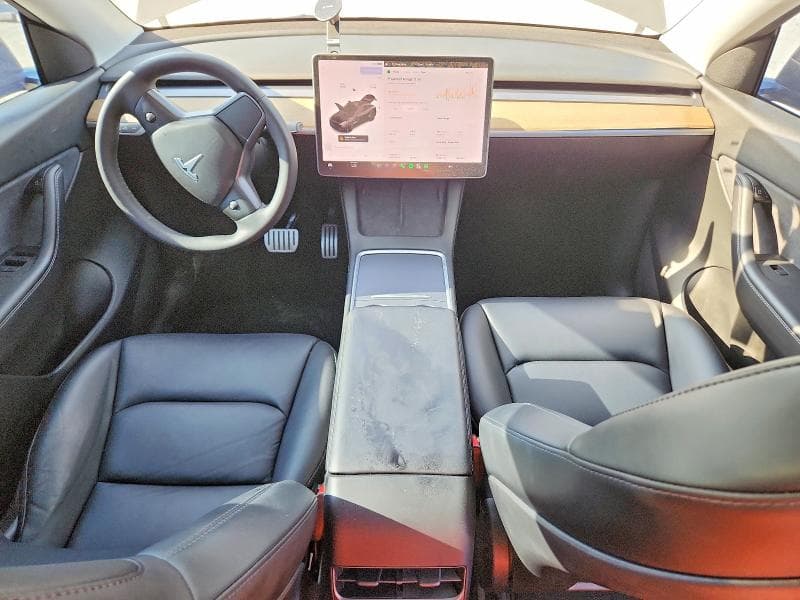 2021 TESLA MODEL Y 8