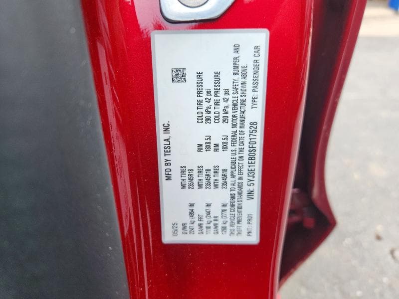 2025 TESLA MODEL 3 12