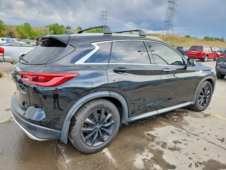 2021 INFINITI QX50 LUXE 3