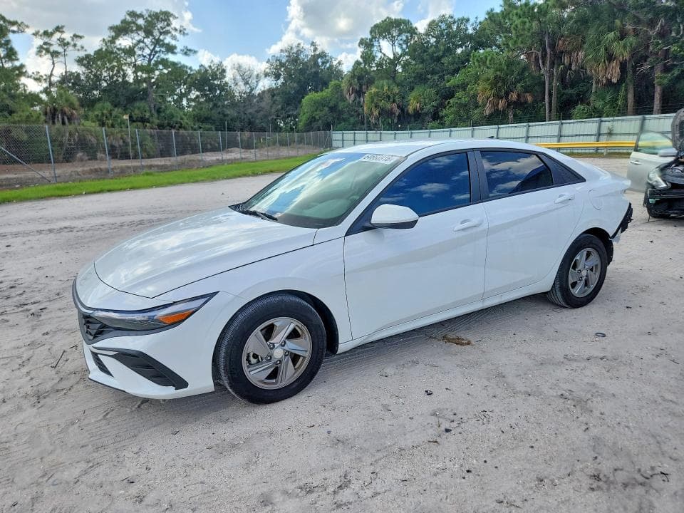 2026 HYUNDAI ELANTRA SE - 1