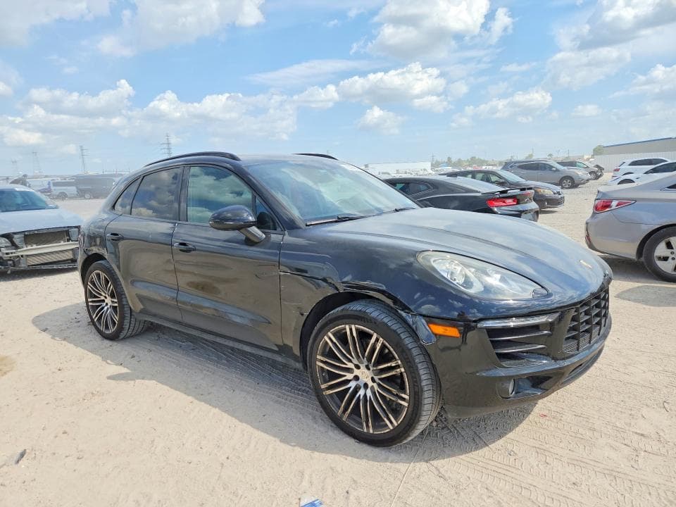 2018 PORSCHE MACAN 4