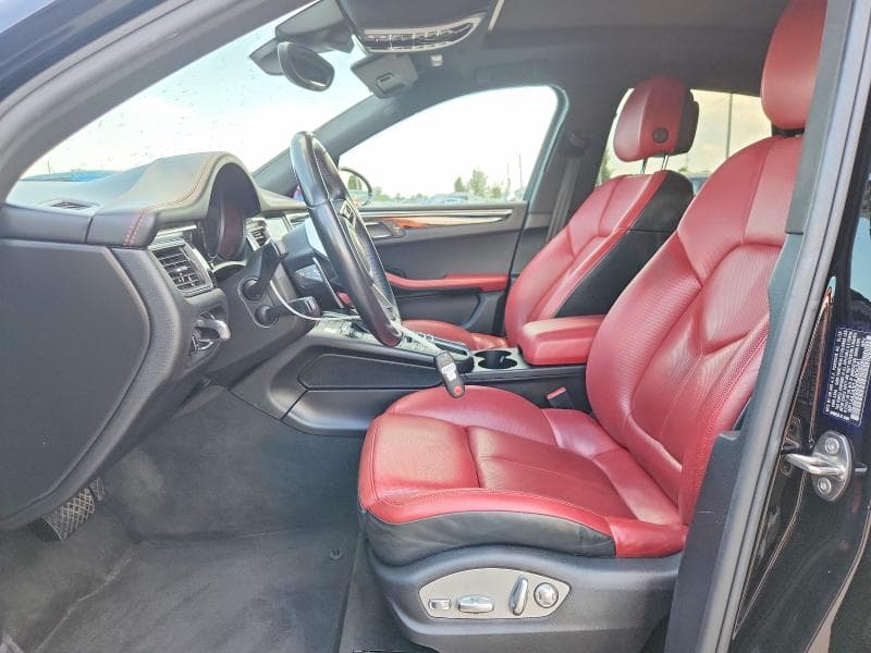 2018 PORSCHE MACAN 7