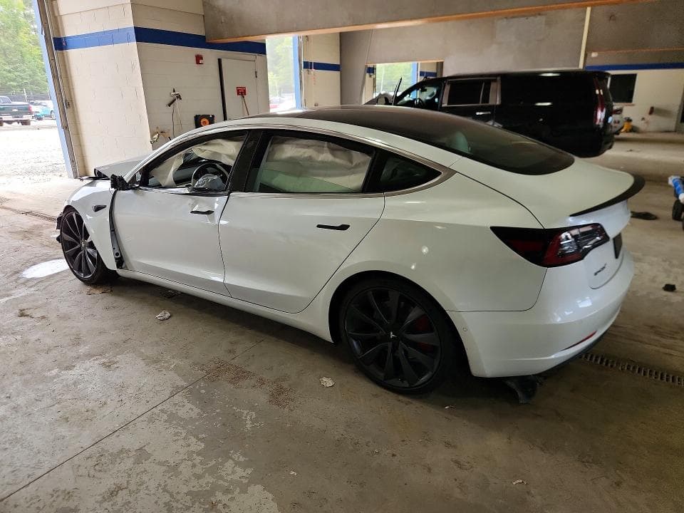 2020 TESLA MODEL 3 2