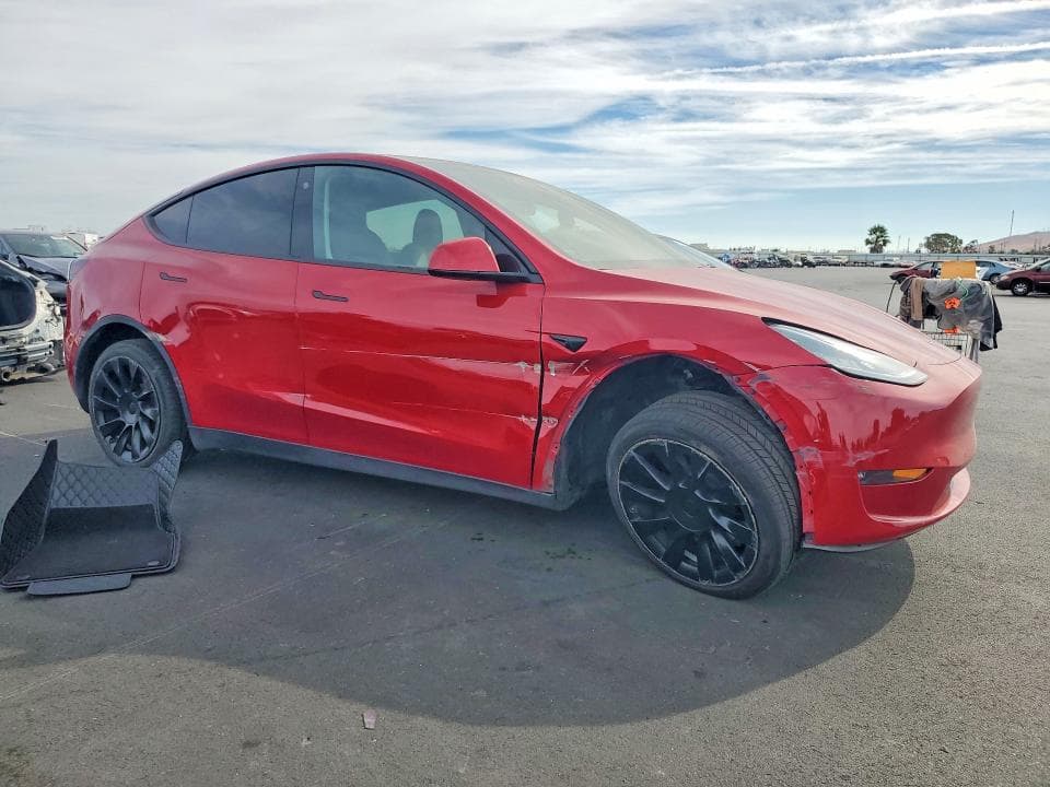 2021 TESLA MODEL Y 4