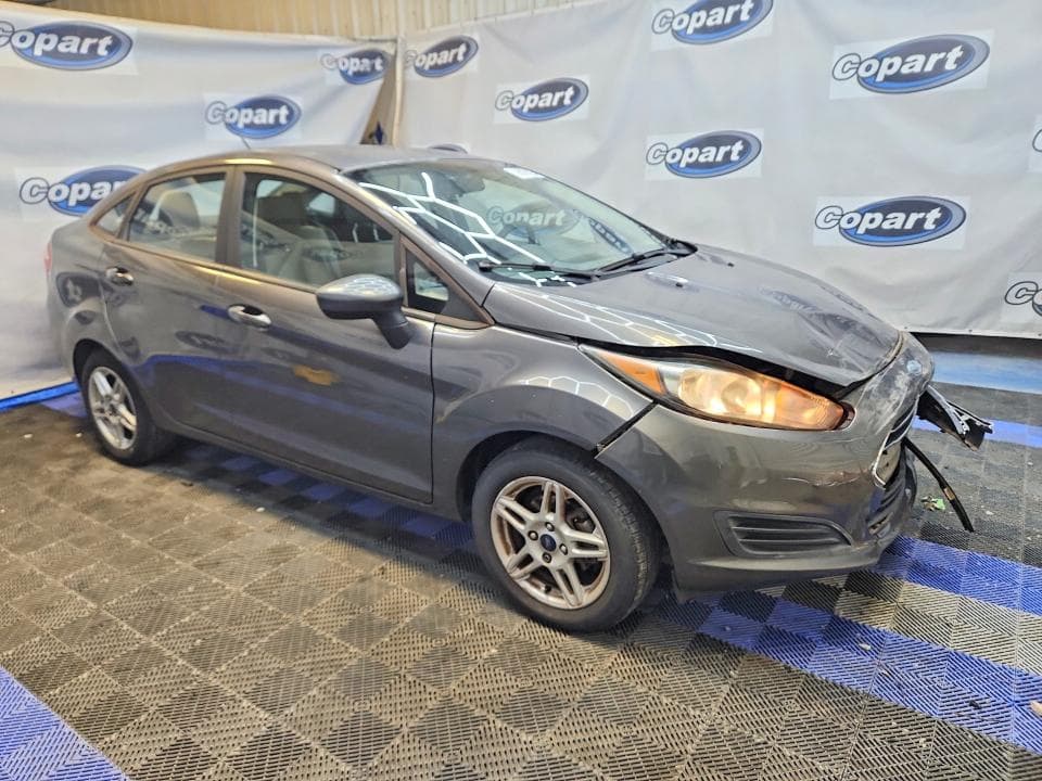 2017 FORD FIESTA SE 4