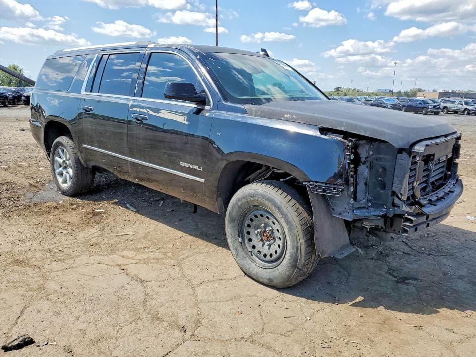 2017 GMC YUKON XL DENALI 4