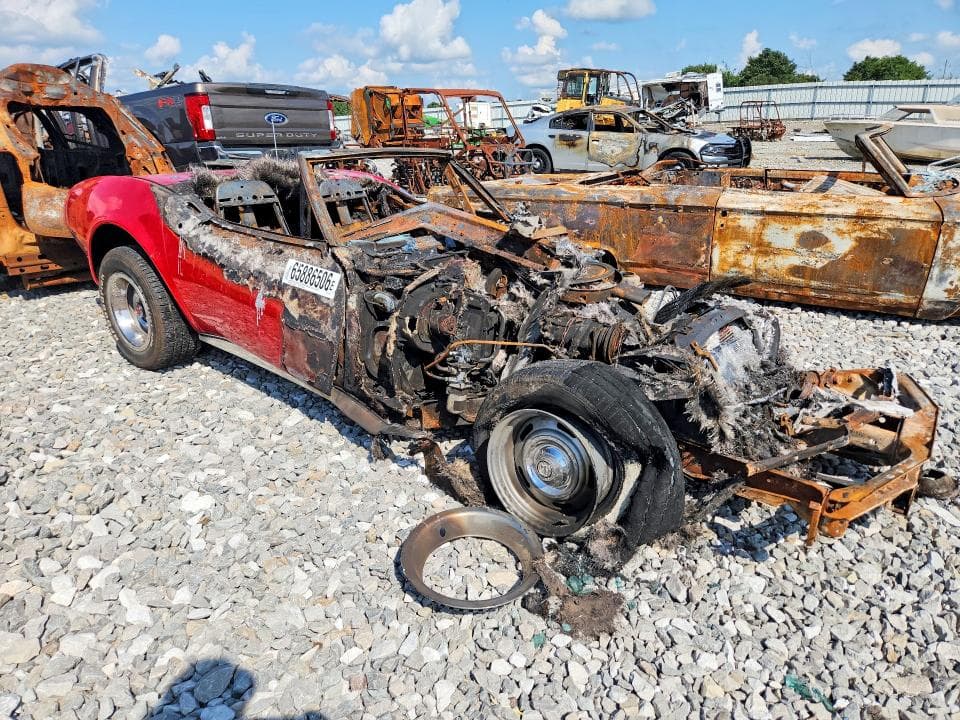 1975 CHEVROLET CORVETTE 4