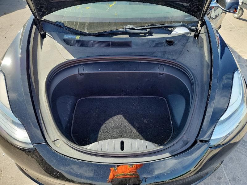 2018 TESLA MODEL 3 11