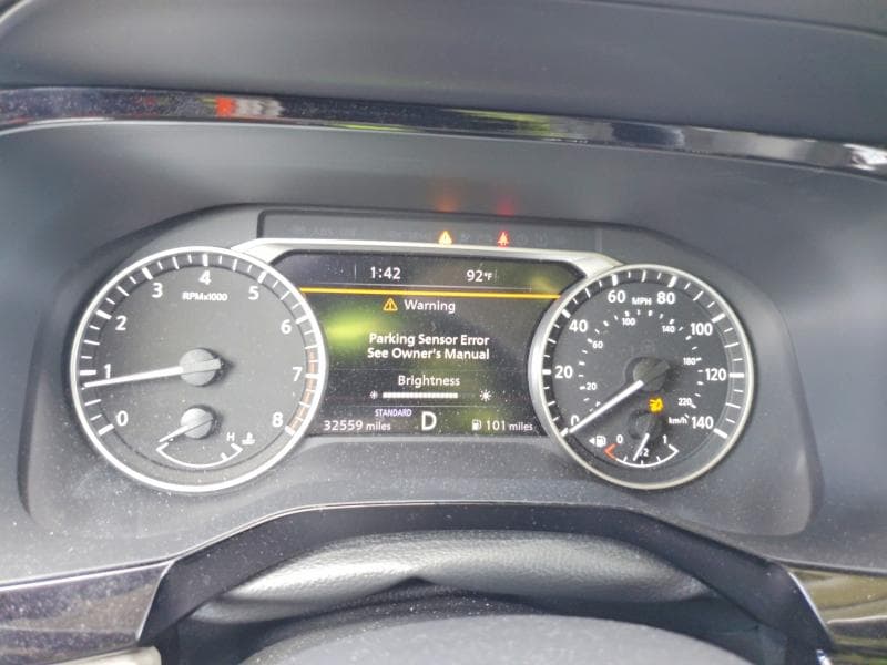 2024 NISSAN PATHFINDER SL 9