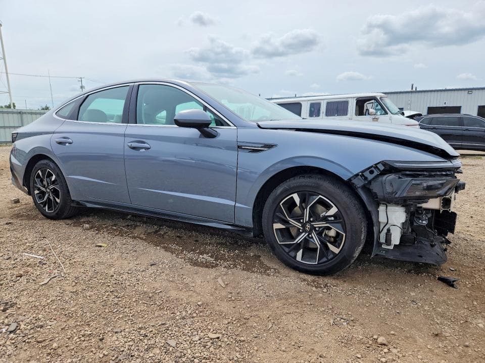 2025 HYUNDAI SONATA SEL 4
