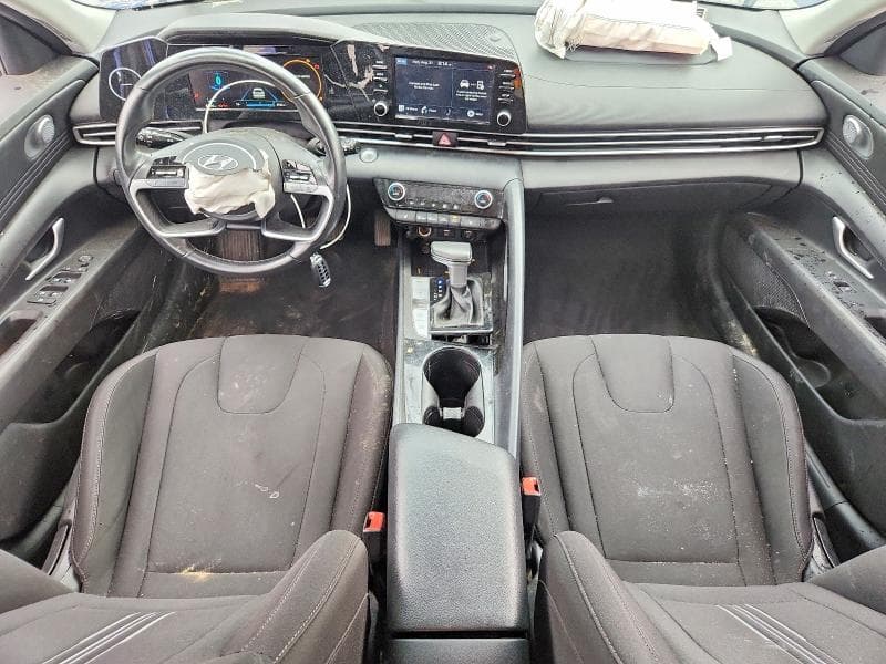 2022 HYUNDAI ELANTRA SEL 8