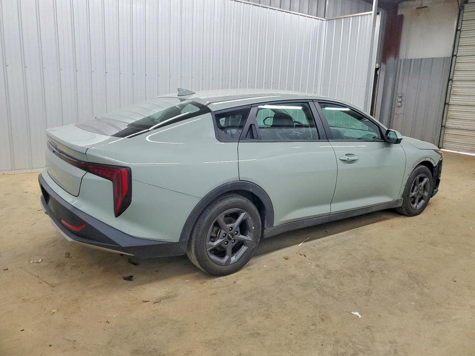 2025 KIA K4 LXS 3