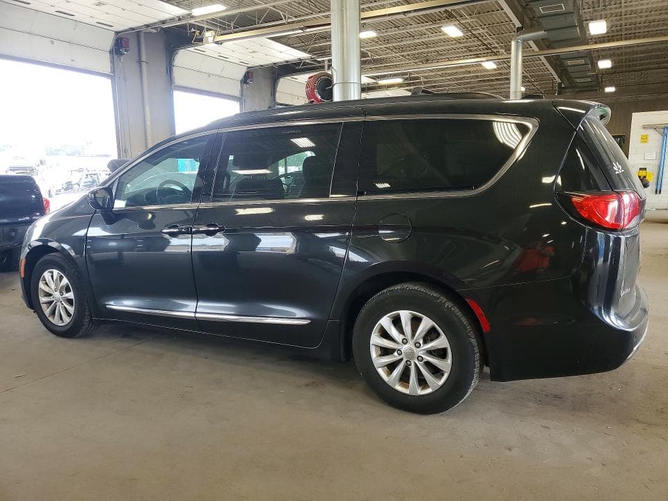 2017 CHRYSLER PACIFICA TOURING L 2