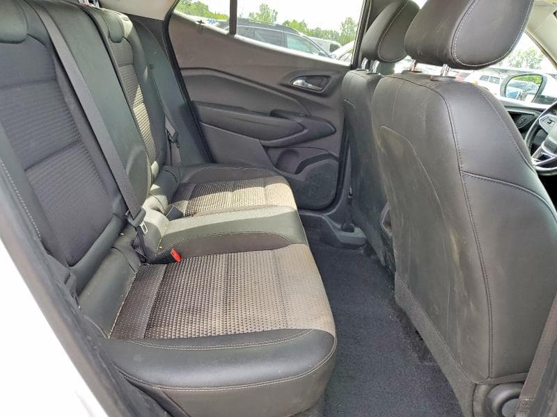 2025 CHEVROLET TRAX 1LT 11