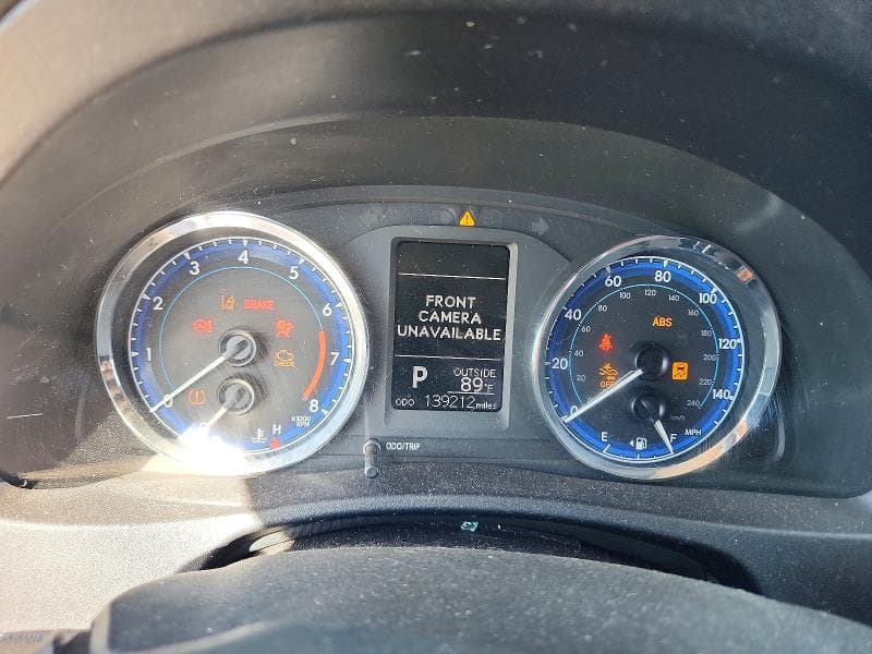2018 TOYOTA COROLLA LE 9