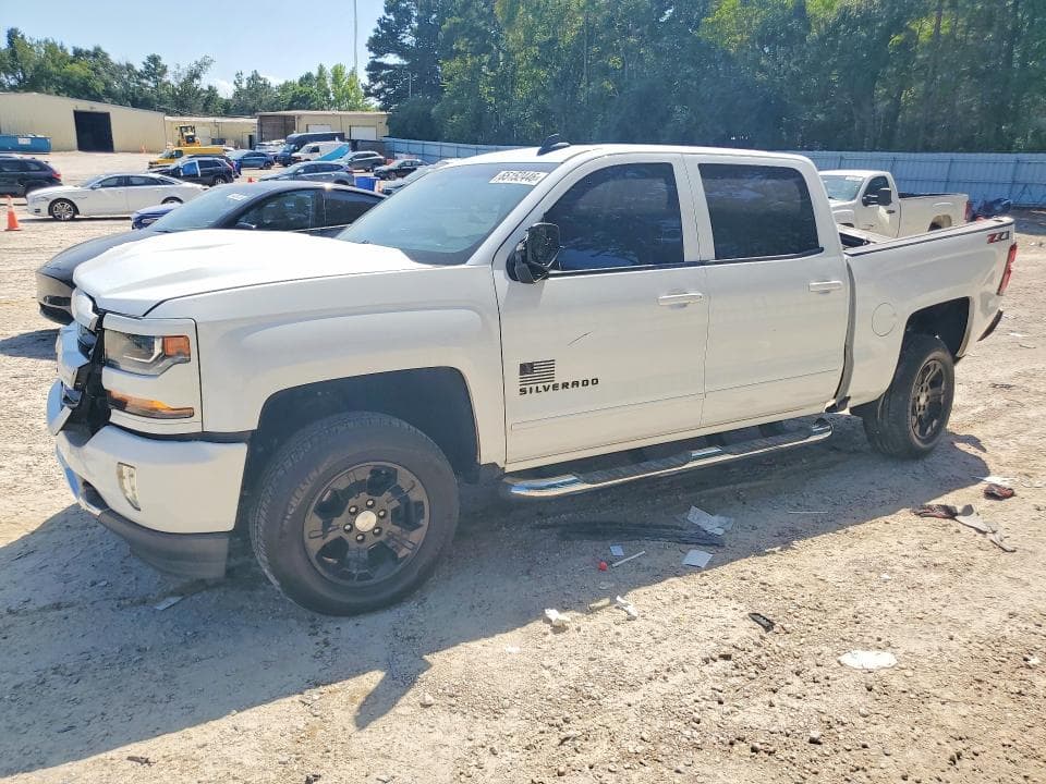 2018 CHEVROLET SILVERADO K1500 LT - 1