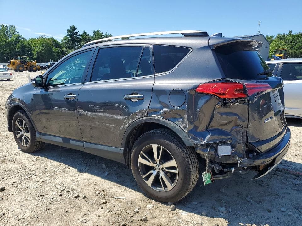 2018 TOYOTA RAV4 XLE 2