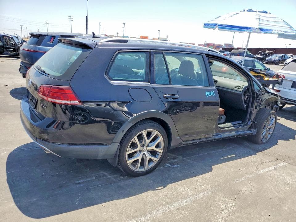 2019 VOLKSWAGEN GOLF ALLTRACK S 3