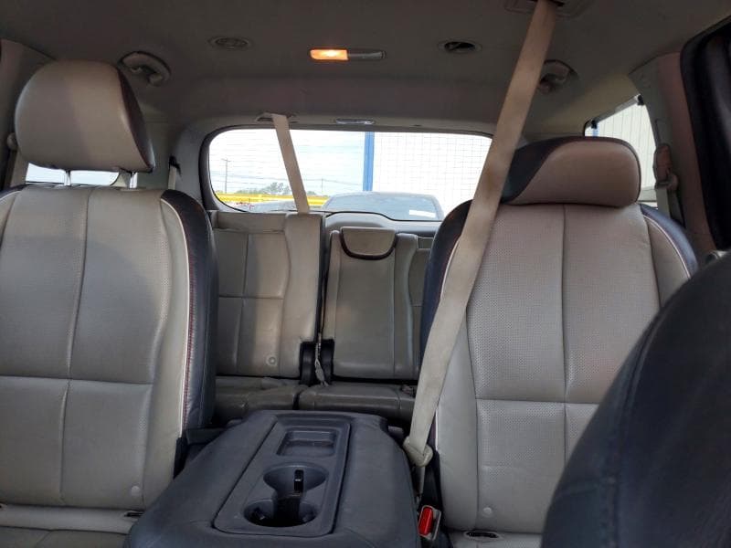 2018 KIA SEDONA LX 10