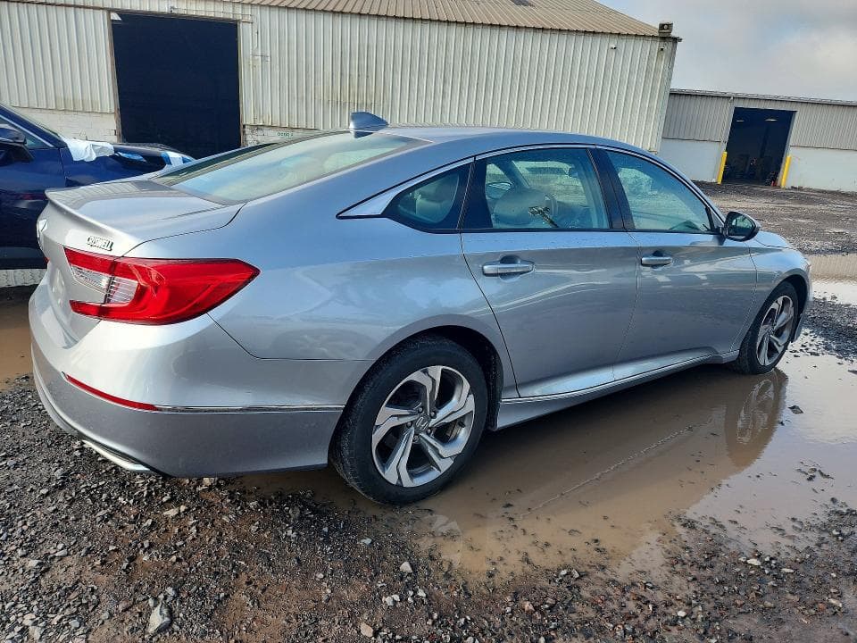 2019 HONDA ACCORD EX 3
