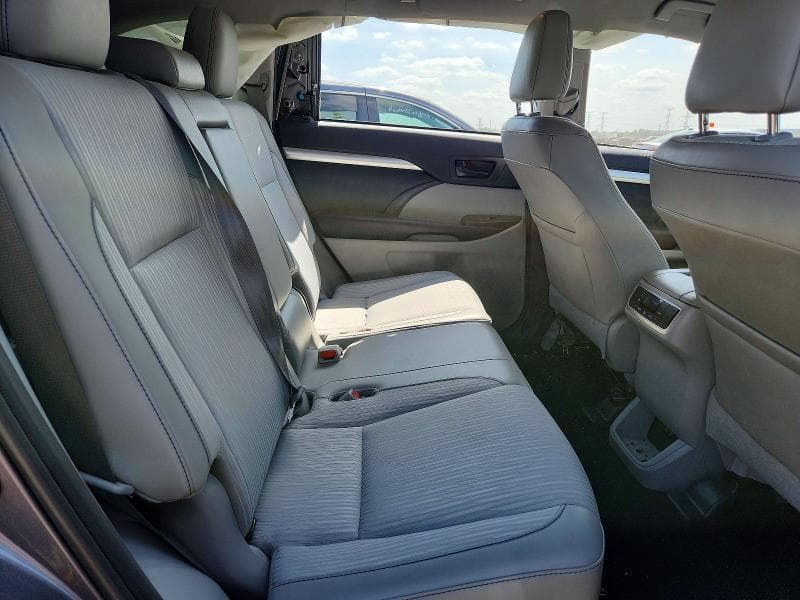 2019 TOYOTA HIGHLANDER LE PLUS 11