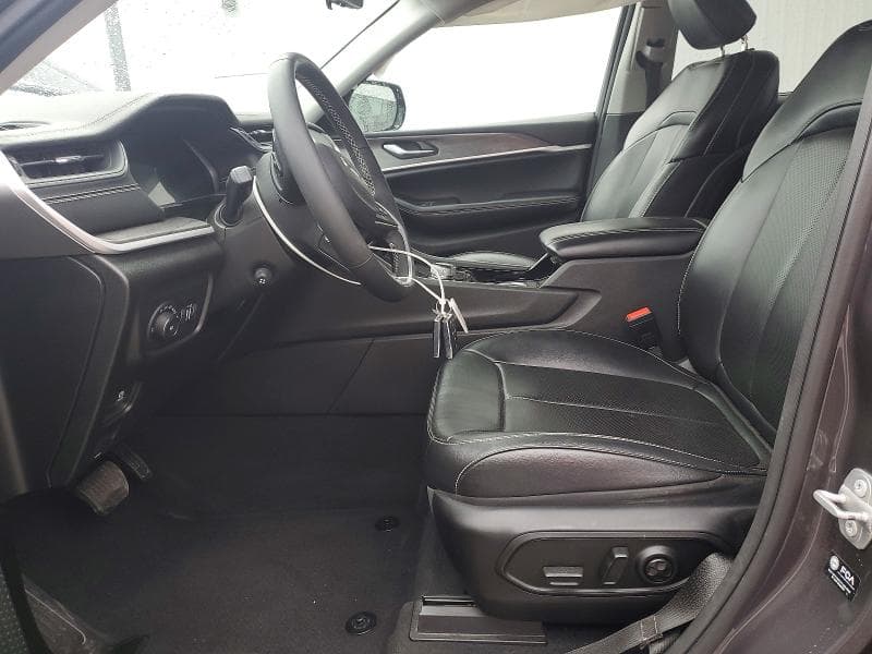 2023 JEEP GRAND CHEROKEE L LIMITED 7