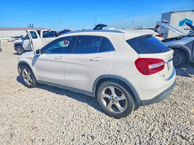 2019 MERCEDES-BENZ GLA 250 2