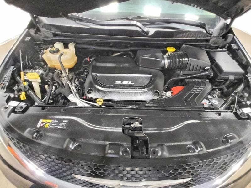 2017 CHRYSLER PACIFICA TOURING 12