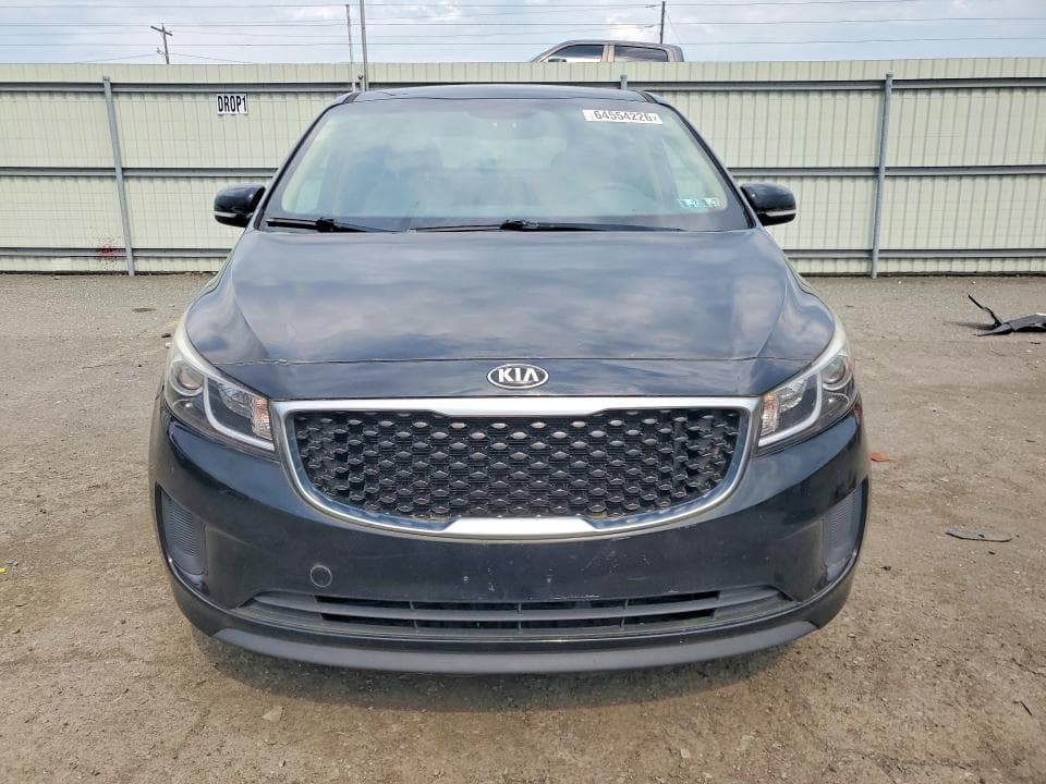 2017 KIA SEDONA LX 5