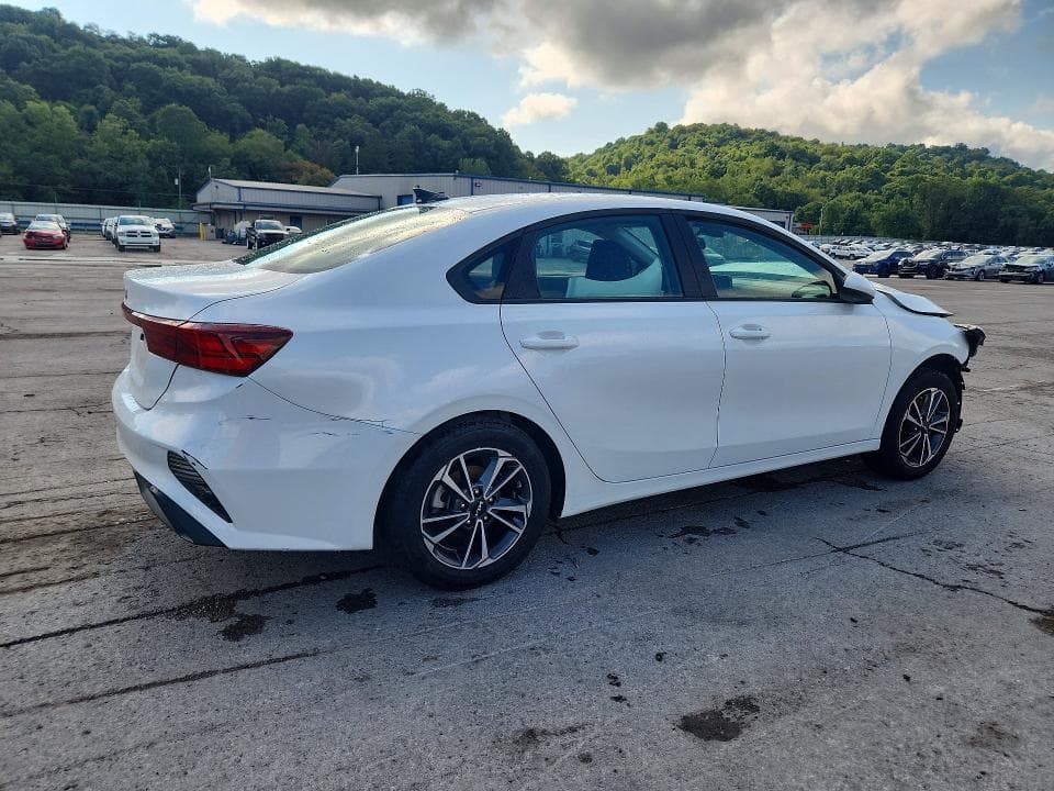 2024 KIA FORTE LXS 3