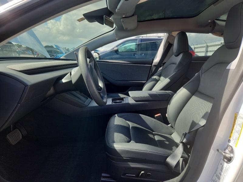 2025 TESLA MODEL 3 7