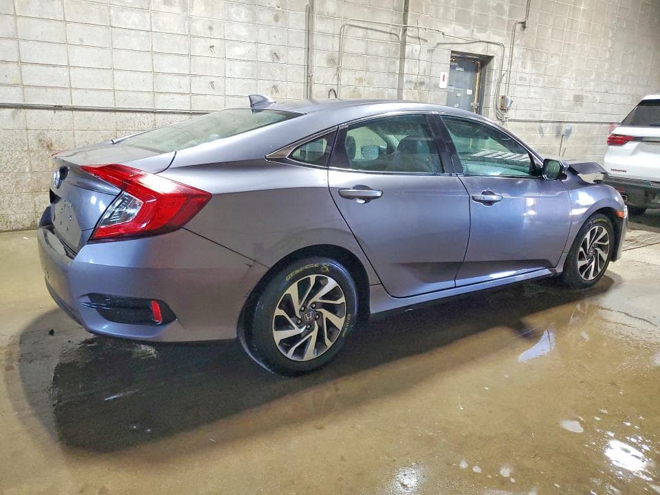 2017 HONDA CIVIC EX 3