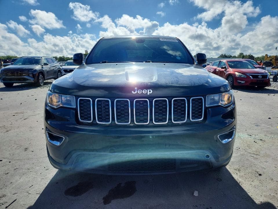 2018 JEEP GRAND CHEROKEE LAREDO 5