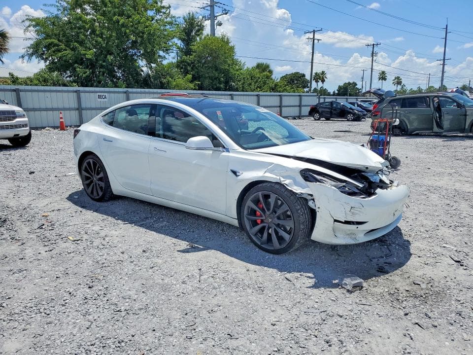 2020 TESLA MODEL 3 4