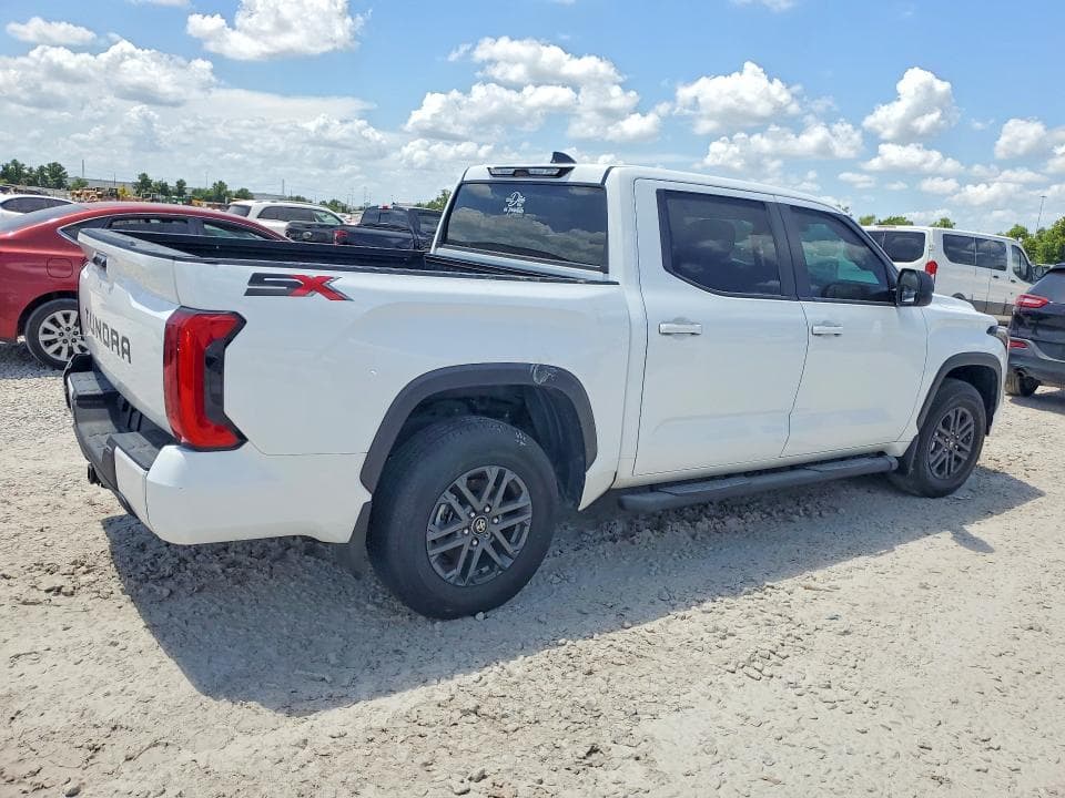 2025 TOYOTA TUNDRA SR5 3