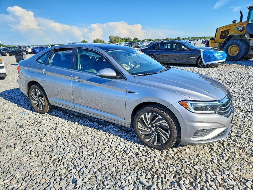 2020 VOLKSWAGEN JETTA SEL 4