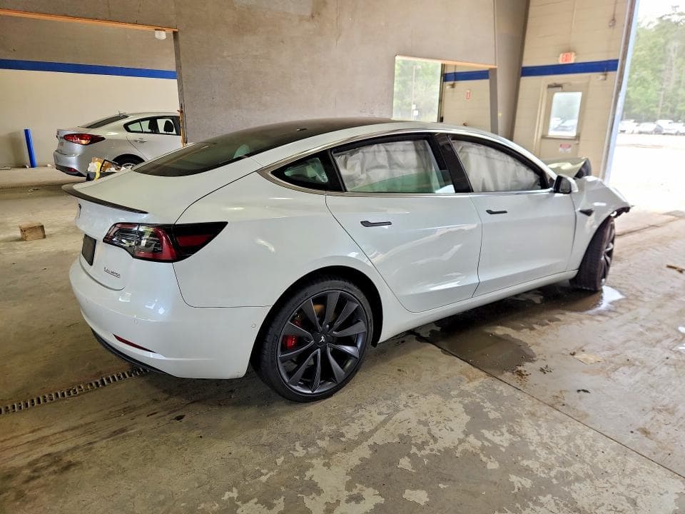 2020 TESLA MODEL 3 3