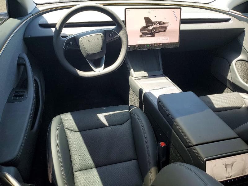 2026 TESLA MODEL 3 8