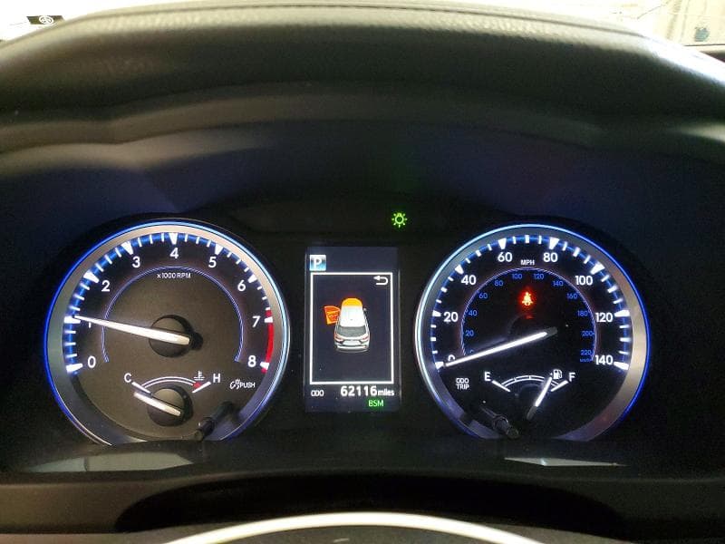 2018 TOYOTA HIGHLANDER XLE 9
