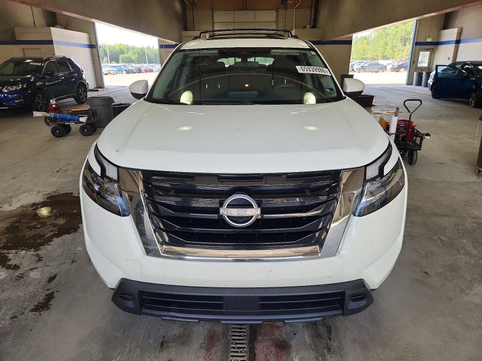 2022 NISSAN PATHFINDER SV 5