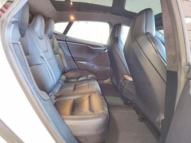 2020 TESLA MODEL S 10