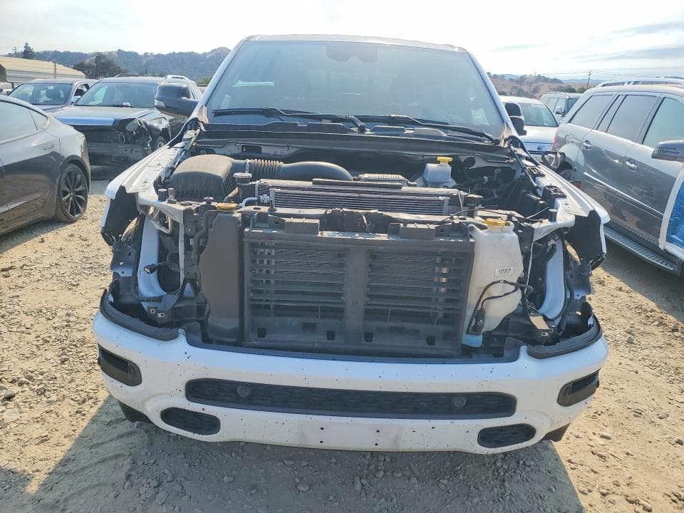 2024 RAM 1500 LARAMIE 5