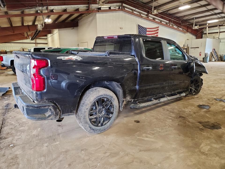 2023 CHEVROLET SILVERADO K1500 CUSTOM 3