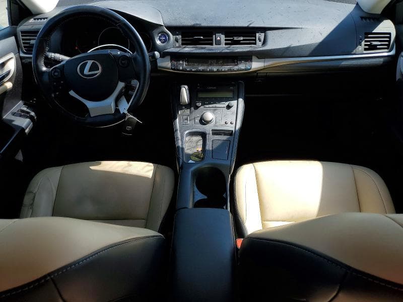 2017 LEXUS CT 200 8