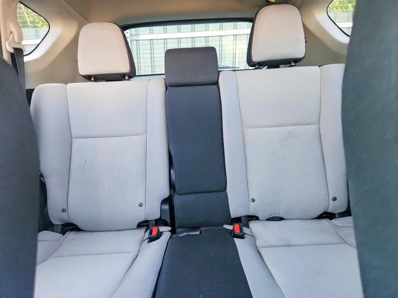 2017 TOYOTA RAV4 XLE 10